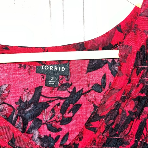 Torrid Babydoll Twill Smocked Button Front High Low Tunic - Picture 8 of 8